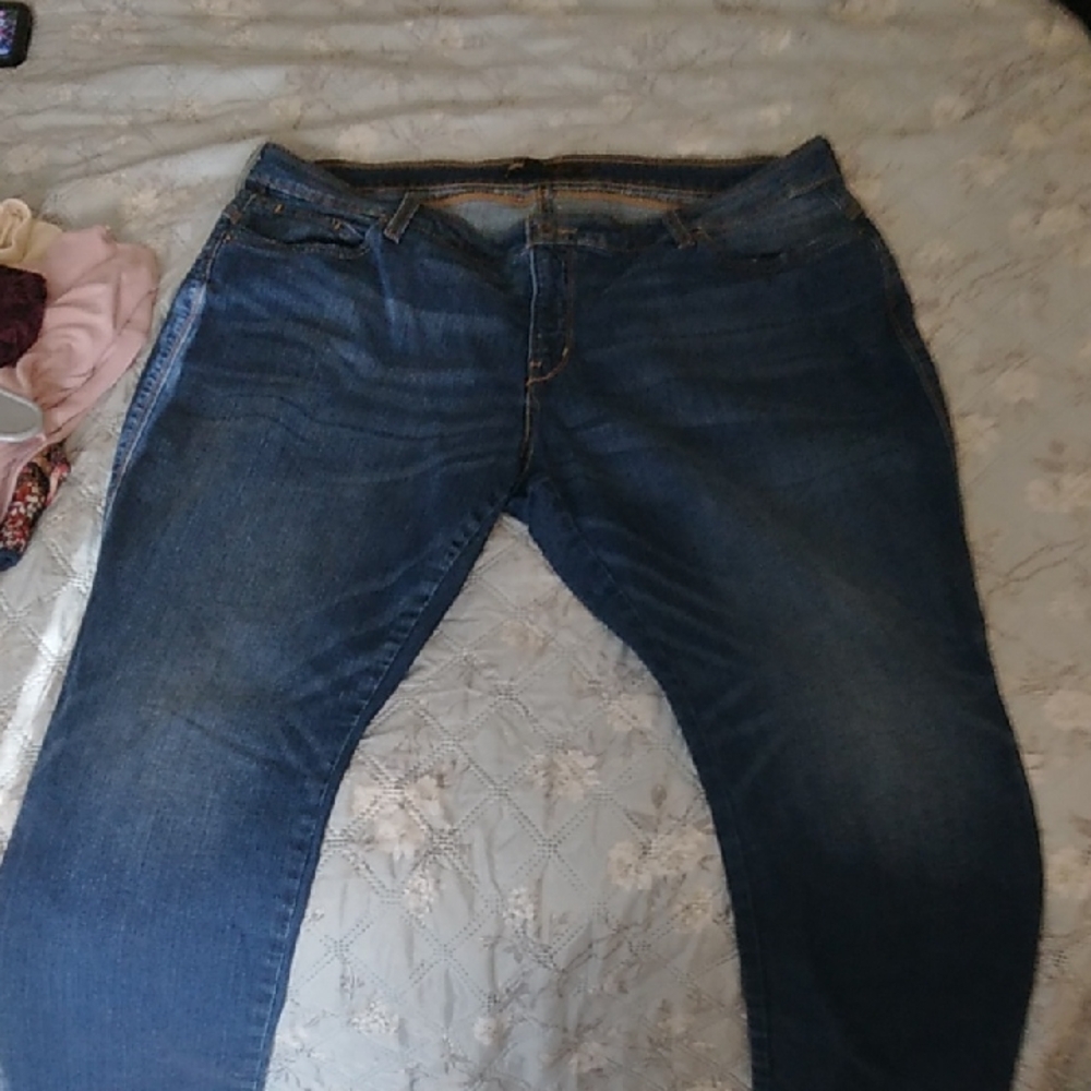 Levi's Women's Straight Leg Blue Jeans